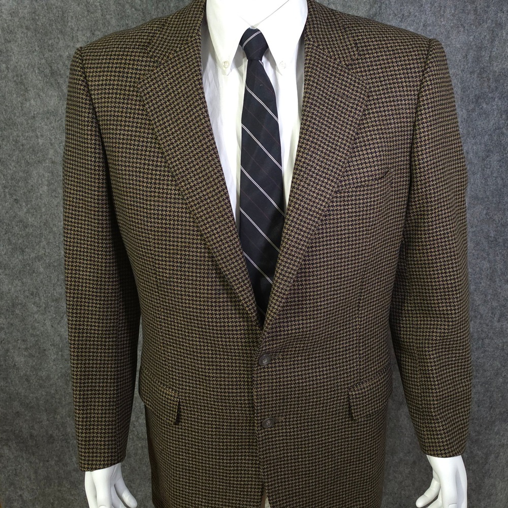 Ermenegildo Zegna Brown Houndstooth Sport Coat with Black Accents